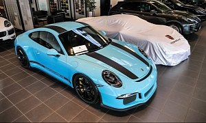 PTS Blue Porsche 911 R Looks Like a Limited Edition Smurf