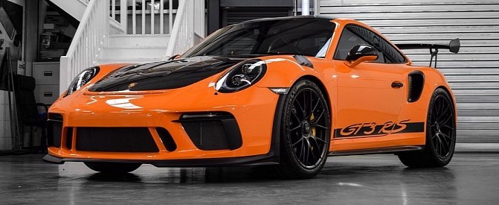 Pure Orange Porsche 911 GT3 RS Shows Famous 997 Spec - autoevolution