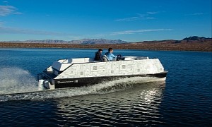 Pure Watercraft Unveils All-Electric Pontoon Boat Fed by GM’s Battery Pack