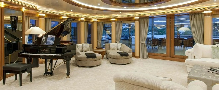 Quattroelle Super Yacht Interior