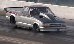 Quickest Street-Legal Car Does a Blistering 6.16-Second Quarter Mile Run