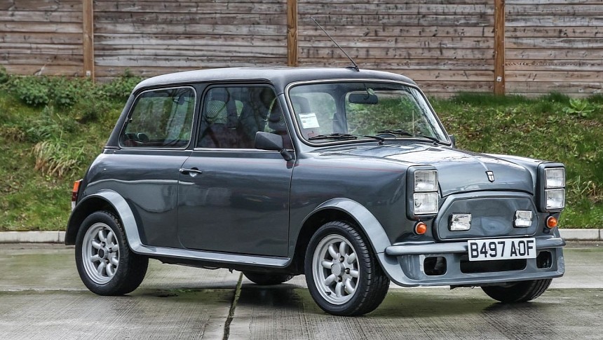 1984 Mini 1000 HLE customized by Tickford
