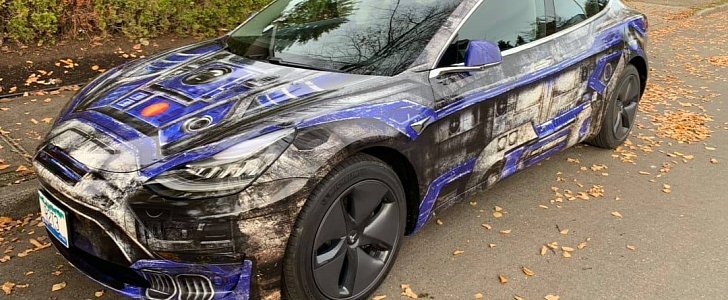 R2-T3 is an Awesome Star Wars Themed Tesla Model 3