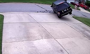 Range Rover Driver Attempts a J-Turn, Performs a Barrel Roll Instead