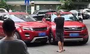 Range Rover Evoque Clone and Real Deal Crash in China, Both Are Red