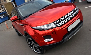 Range Rover Evoque Gets the Red Chrome Treatment in Russia