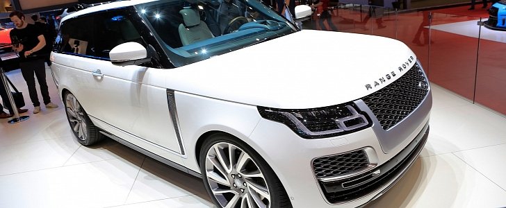 Range Rover SV Coupe Proves Less Is More in Geneva
