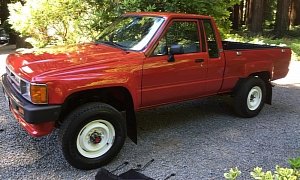 Rare 1987 Toyota Pickup 4x4 Xtra Cab Up for Sale on eBay
