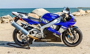 Rare 2001 Yamaha YZF-R1 Champions Limited Edition With 417 Miles Is Tremendously Alluring