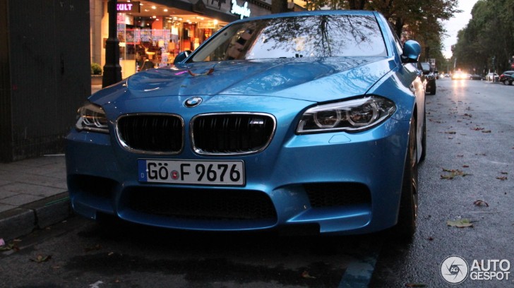 Atlantis Blue BMW M5
