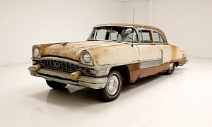 Rarely Seen 1955 Packard Patrician Is $1,000 Worth of Nostalgia Plagued by Rust