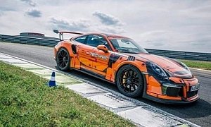 Real-Life LEGO Technic Porsche 911 GT3 RS Is a Stunning Wrap