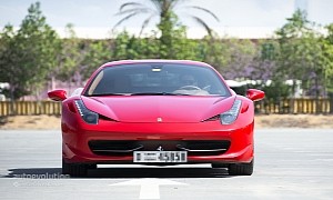 Reasonably Priced 2011 Ferrari 458 Italia Makes for a Great Early Christmas Gift