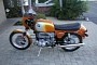 Reconditioned 1976 BMW R90S Looks Like a Vitamin C Supplement on Two Wheels