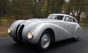 Reconstruction of a Classic: BMW 328 Kamm Coupe