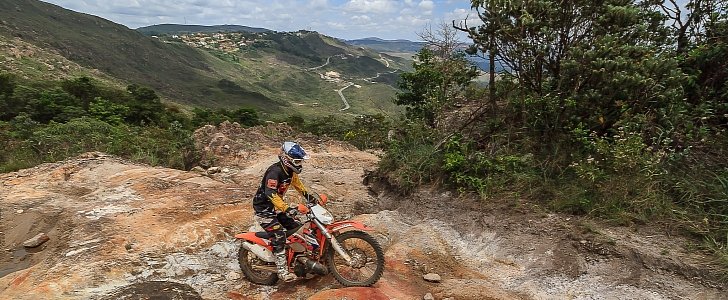 Martin Freinademetz searching for Red Bull MInas Riders trails in Brazil