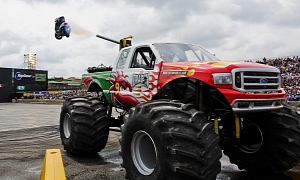 Red Dragon Monster Truck to Star at Top Gear Live 2011