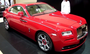 Red Rolls-Royce Wraith Shines in Dubai