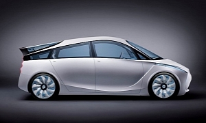 Redesigned Toyota Prius Expected in 2015
