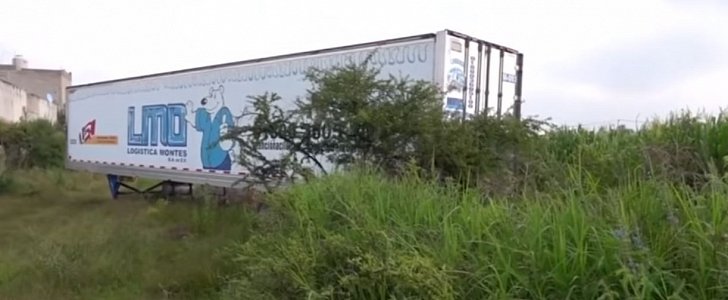 Trailer truck loaded with 157 dead bodies found abandoned in Mexico, Jalisco state