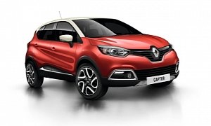 Renault Captur Gets Flame Red Paint and Extended Grip System