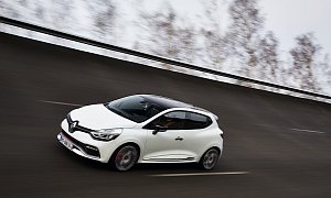 Renault Clio R.S. 220 Trophy UK Pricing and Specs Revealed