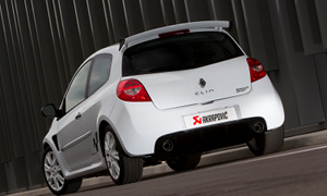 Renault Clio RS Receives Akrapovic Exhaust