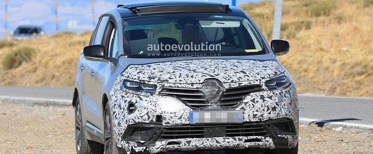 Renault Espace Facelift Shows New Features, Probably Testing Hybrid Engine