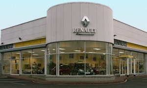 Renault Group Temporarily Closes Production Plants
