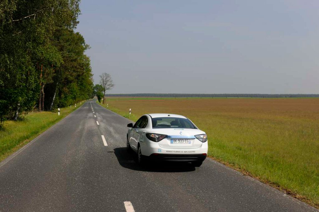 Renault Fluence ZE goes on tour