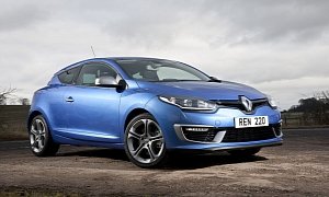 Renault Launches GT 220 Mildly Hot Versions of Megane Hatch, Coupe and Sport Tourer