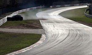 Renault Megane RS Nurburgring Crash Starts Out like a Perfect Drift
