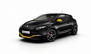 Renault Megane RS RB7 - On Its Way!