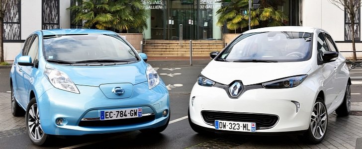 Nissan Leaf and Renault Zoe electric vehicles