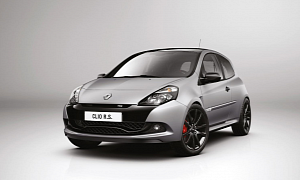 Renault Presents Clio RS 200 Raider With Matte Paint