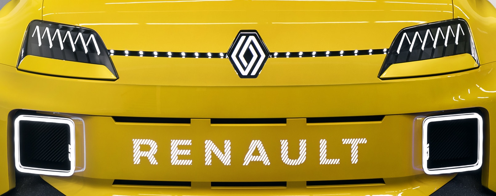 Renault Quietly Adopts New Logo First Seen on the 5 EV Prototype -  autoevolution