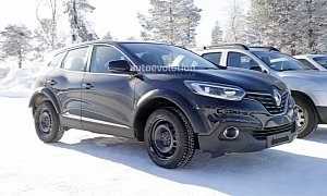 Mystery Renault SUV Test Mute Is Widened Kadjar With 4Control