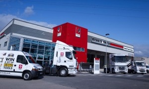 Renault Trucks Opens New Dealership in the UK