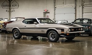 Restored 1971 Ford Mustang Mach 1 Serves as a Tantalizing SportsRoof Proposition