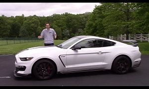 Reviewer Calls The Shelby GT350R The “Ultimate Ford Mustang”