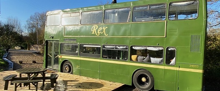 Rex the Bus