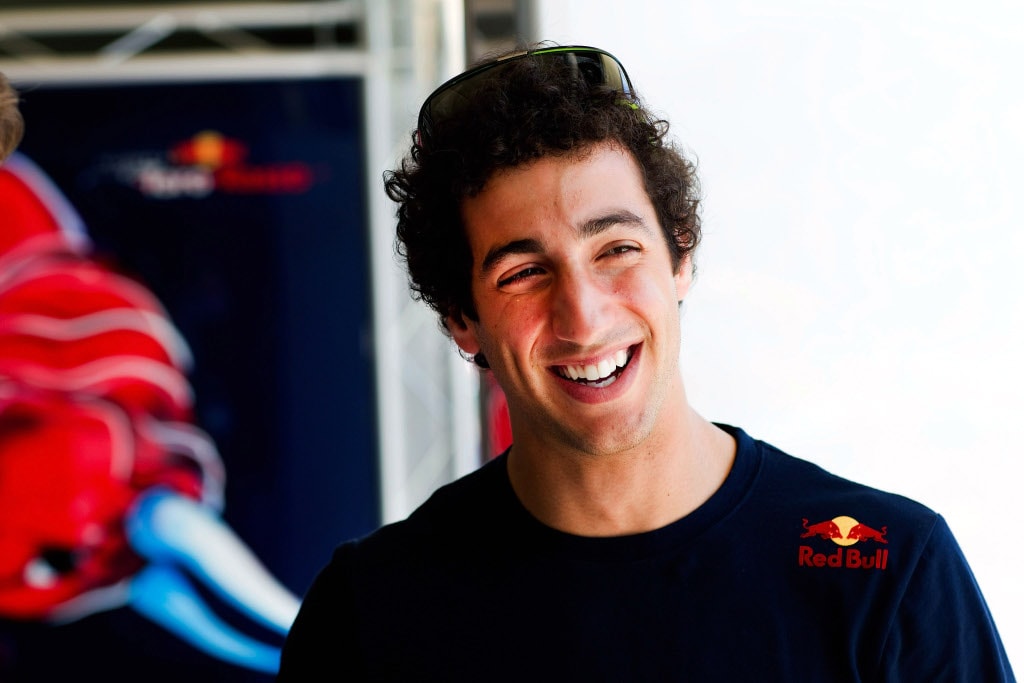 Ricciardo Could Make F1 Debut in 2011 - autoevolution