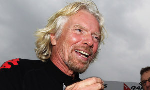 Richard Branson Wants No More Blue Flags in F1