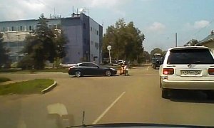 Rider Ignores the Stop Sign, Lives to Regret This Bitterly
