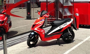 Rieju RS50LC Sport Is the Official MotoGP Ducati Scooter
