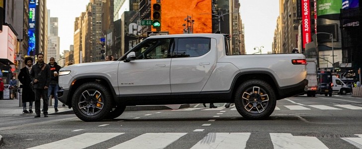 Rivian warns of continuing losses for the foreseeable future
