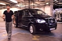Robbie Williams Relies on the VW Multivan for “Take The Crown Stadium Tour 2013”