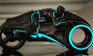 Roborace Has Cars Designed by the Man Who Drew the Tron: Legacy Light Cycles