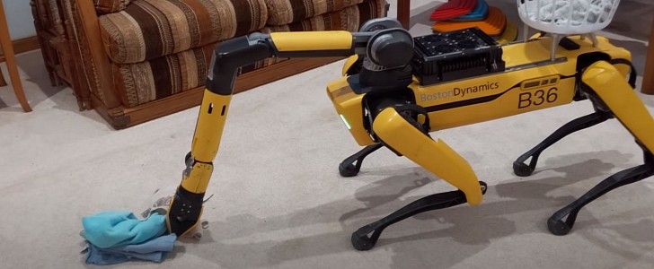Boston Dynamics reveals new arm with in-gripper for Spot