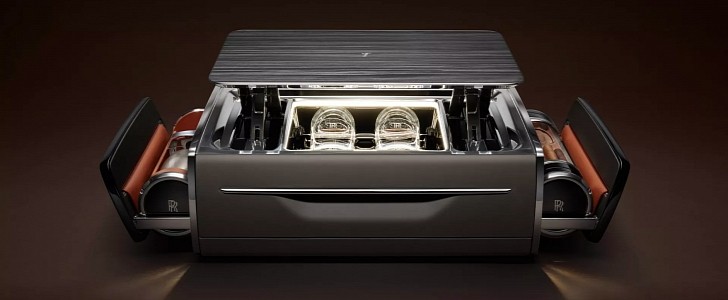 The Rolls-Royce Cellarette